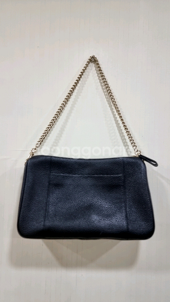 메트로시티 체인 숄더백 팝니다.--9