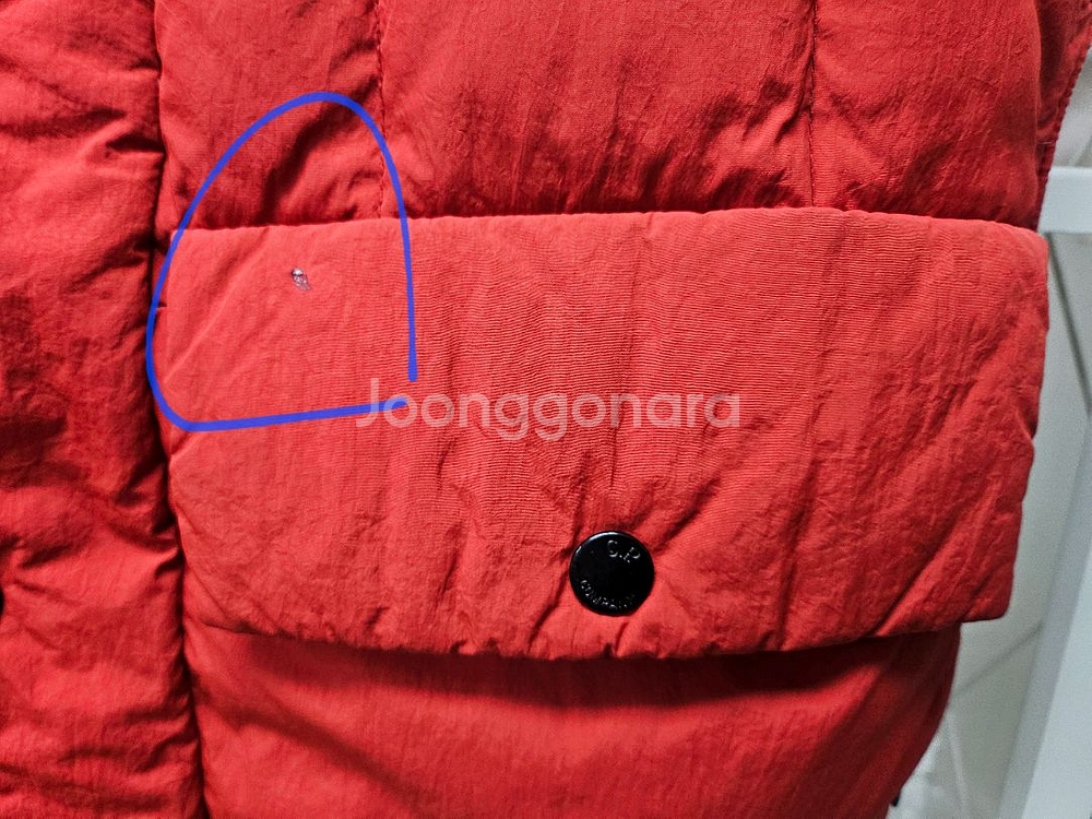 C.P.컴퍼니 후드 패딩 베스트--6