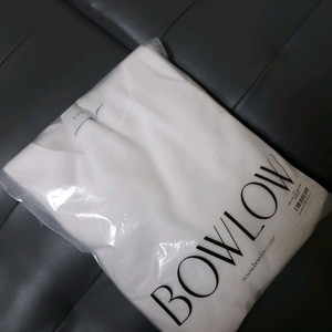 무신사 바우로 보트넥 베이직 니트티 [아이보리] M사이즈 새제품