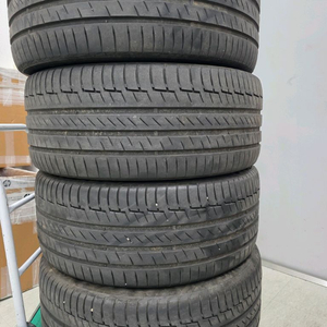 컨티넨탈 프리미엄컨택6 275 40 21 한대분