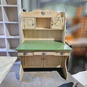 마들렌상점 책상