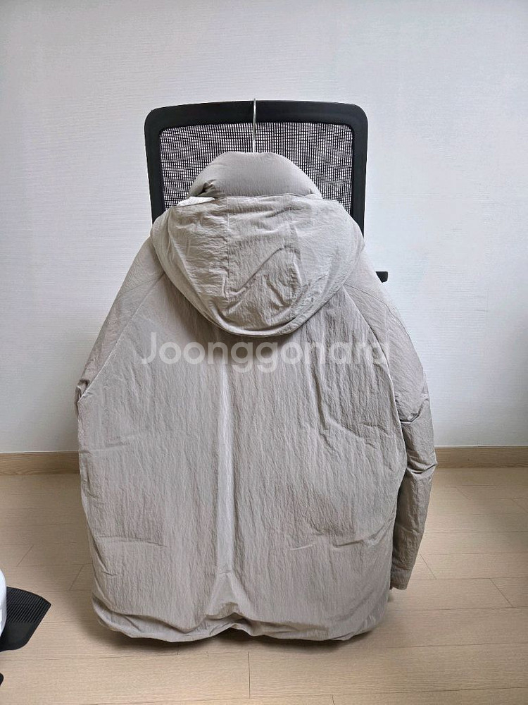 [정품] 타임옴므 24ss 남성 크링클 헝가리구스 패딩 105 size--4