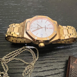 오데마피게15400 로즈골드38mm 흰판