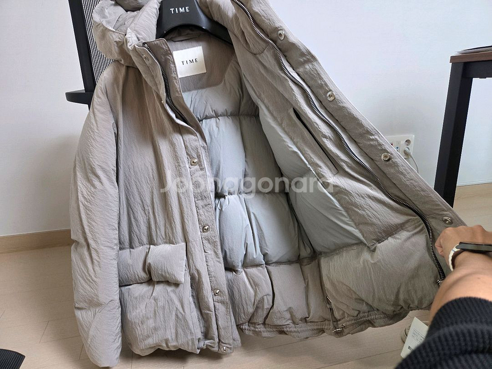 [정품] 타임옴므 24ss 남성 크링클 헝가리구스 패딩 105 size--10