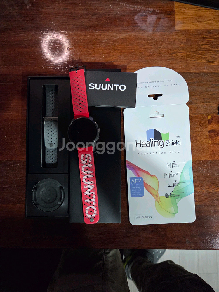 순토 레이스S 티타늄 그라파이트 팝니다.--0