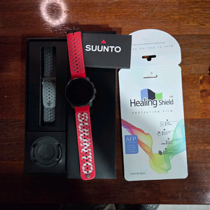 순토 레이스S 티타늄 팝니다.