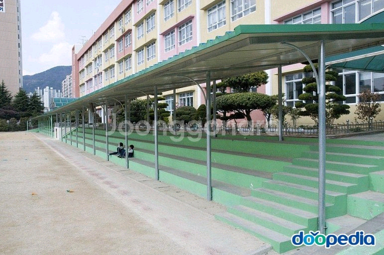 (구합니다)95내산초등학교 졸업앨범(부산)--1