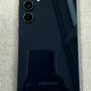 갤럭시 퀀텀5 네이비 판매 합니다.[24만]