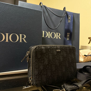 디올 오블리크 파우치 메신저백 블랙 풀구성 새상품급