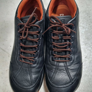 캠퍼 남성 스니커즈