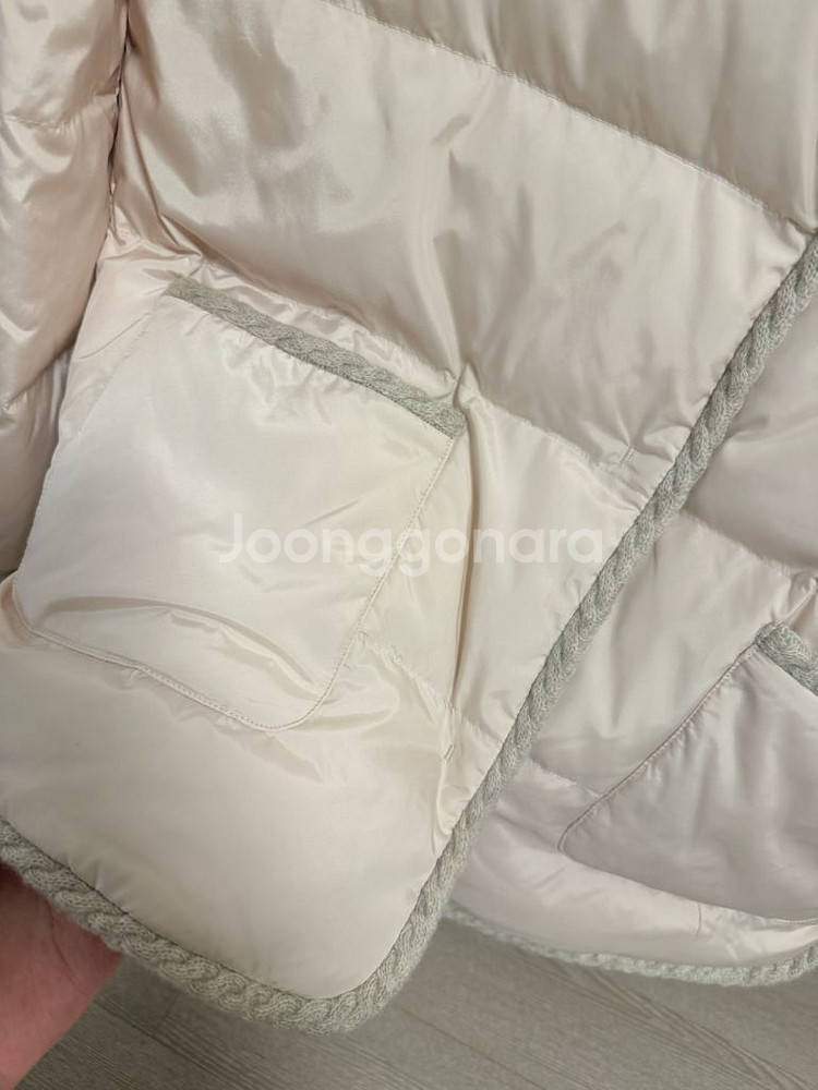 앤클라인 구스경량패딩 새상품--3