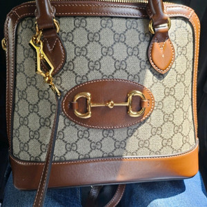 구찌 GG 캔버스 핸드백