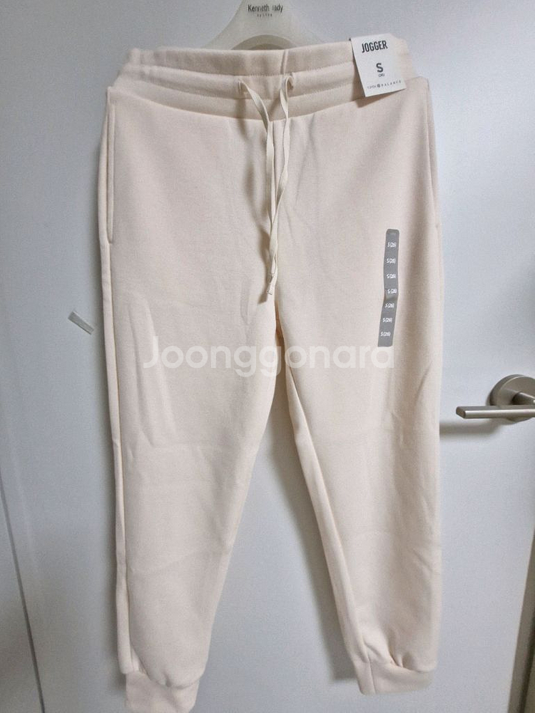 (새상품S26~27) 오버핏 더블니트 허리스트링맨투맨+조거팬츠 세트--5