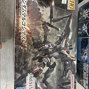 철혈 hg마르코시아스 건담팝니다