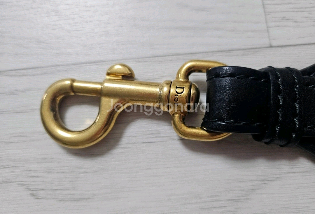 디올 로고 스트랩--4