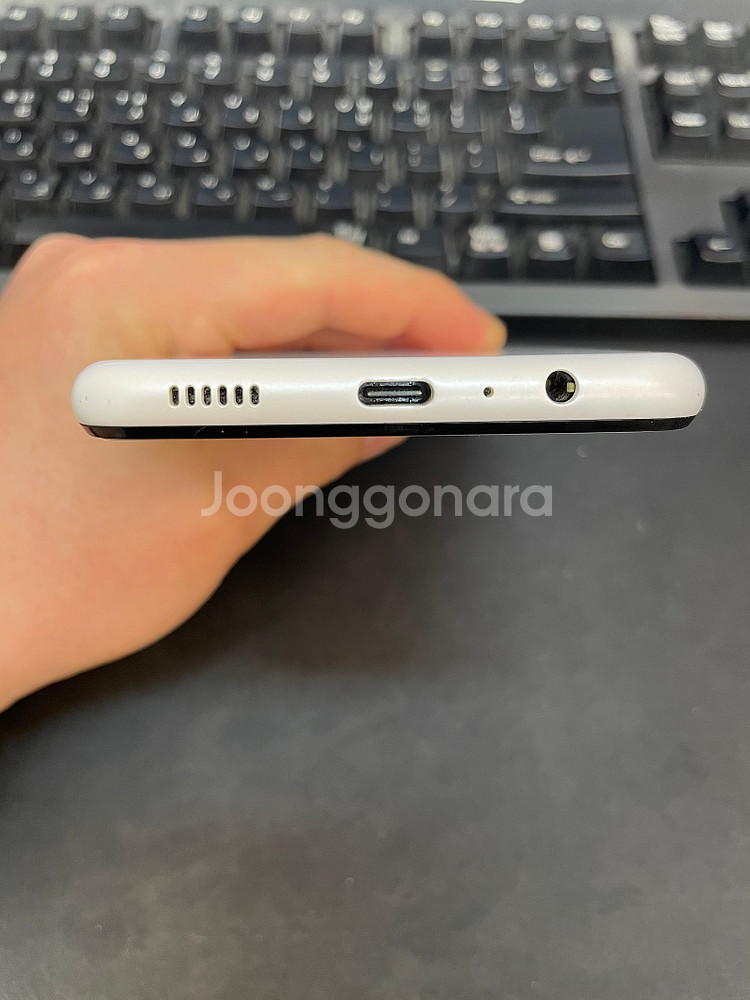 갤럭시A13 와이드6 화이트 128GB 무잔상 상태좋은 중고10만5천팜--4