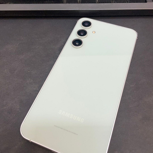 갤럭시S23FE 민트 256GB 무잔상 상태좋은 중고38만3천팝니다