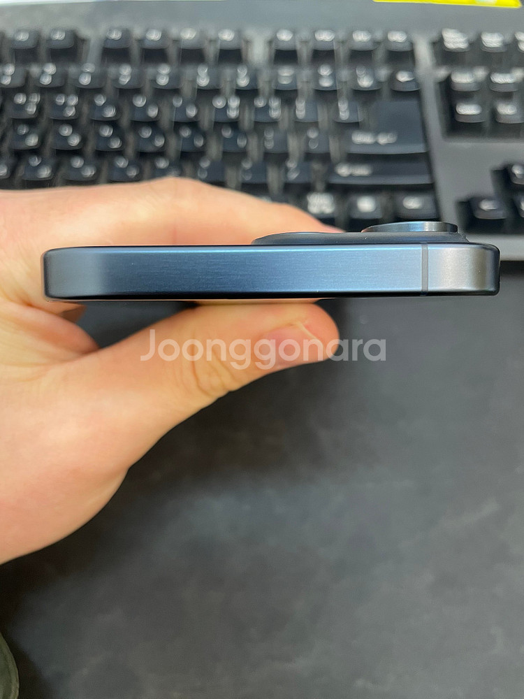 아이폰15프로맥스 블루 256GB 상태좋은 중고109만1000원팝니다.--2