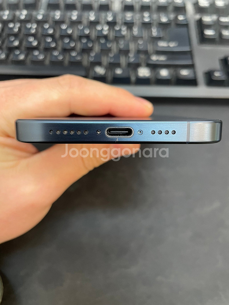 아이폰15프로맥스 블루 256GB 상태좋은 중고109만1000원팝니다.--4