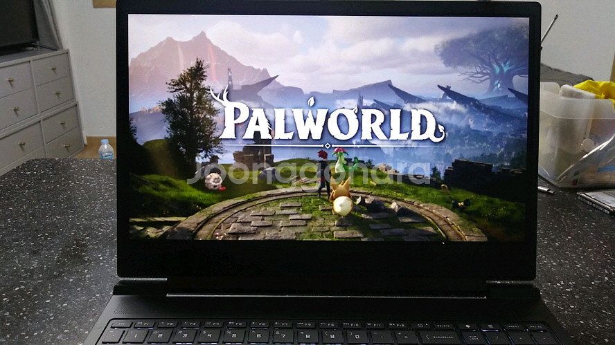 HP 신품급 12세대 빅터스 게이밍 노트북/4060--2