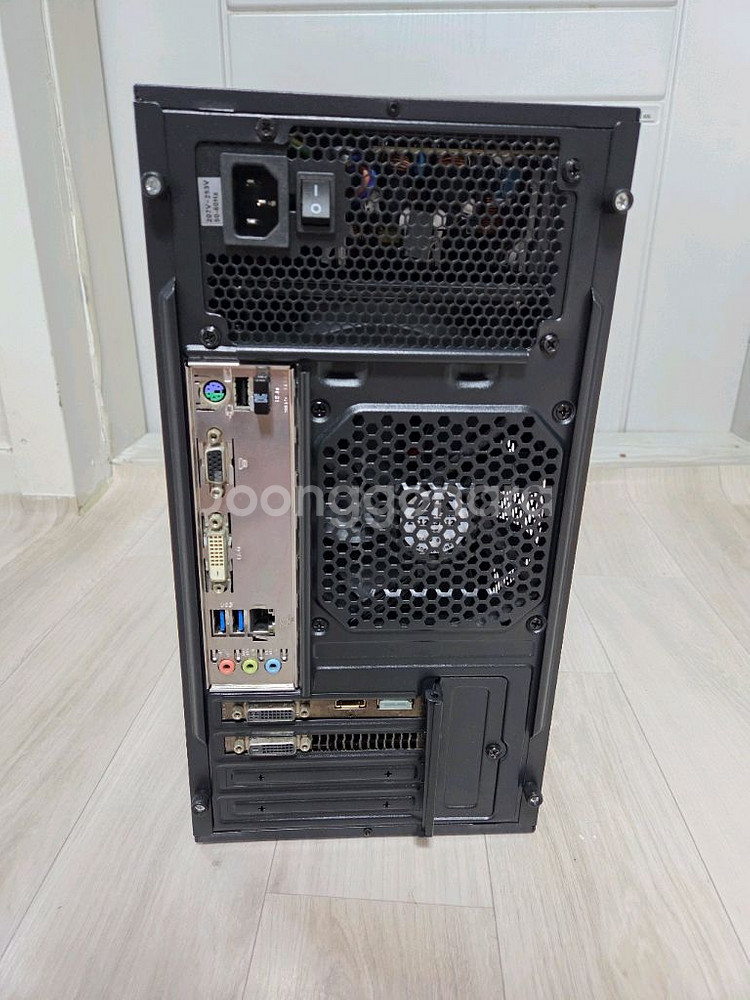 제온 e3 1231 v3(i7 4770 동급) gtx 960 4gb 본체 팝니다.--1