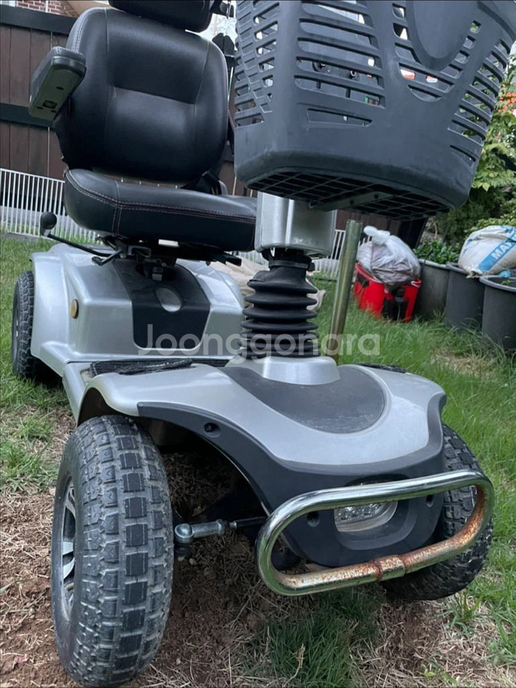 전동스쿠터 휠체어--1