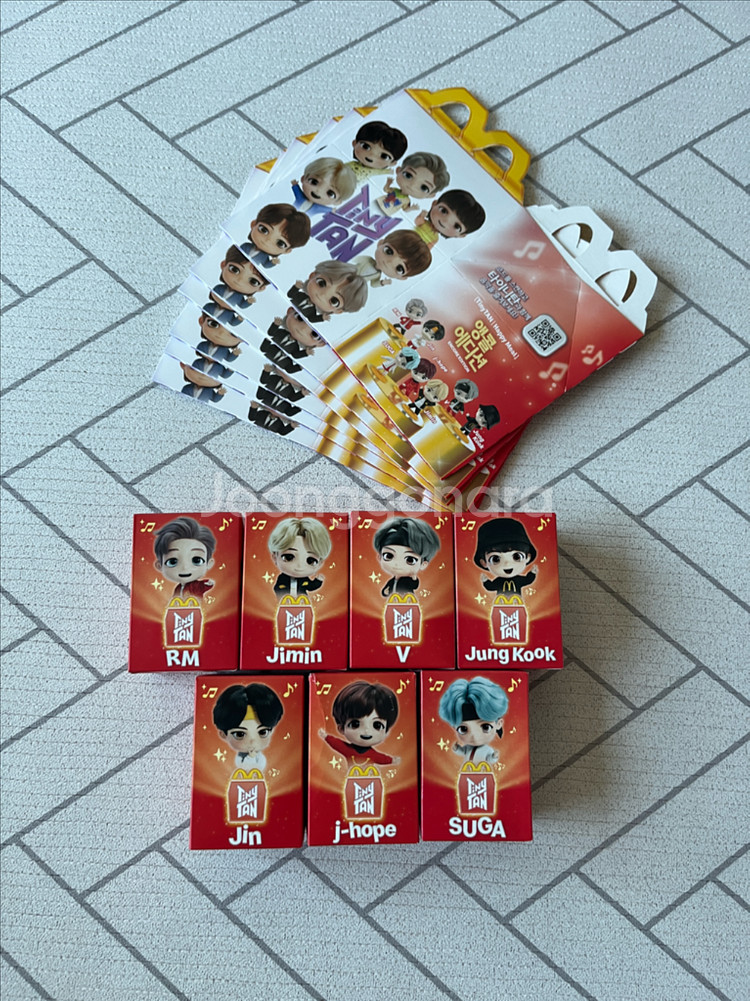 맥도날드 해피밀 BTS 앵콜에디션 세트--1