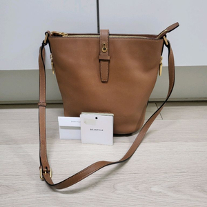 빈폴 가죽 버킷백