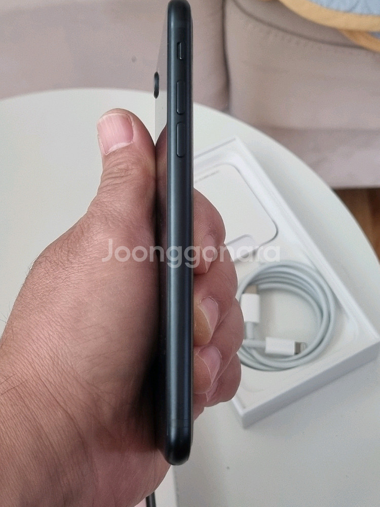 아이폰 SE3 미드나이트 64기가--3