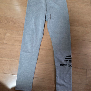 뉴발란스 레깅스