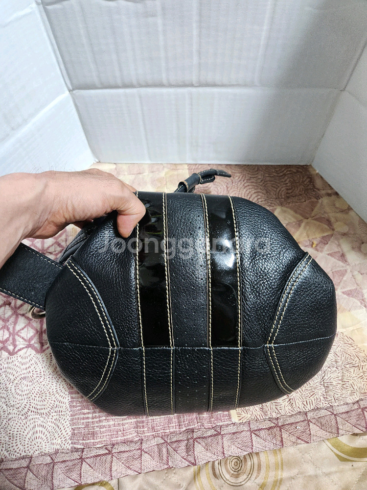 여성용 가죽 숄더백 빈폴--2