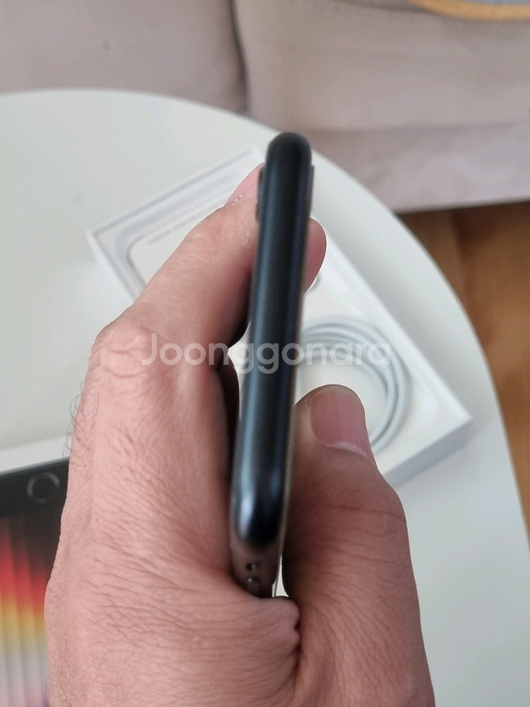 아이폰 SE3 미드나이트 64기가--10