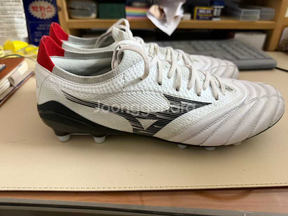 미즈노 모렐리아 네오 4 베타 엘리트 AG 사이즈260 싸게팝니다--2