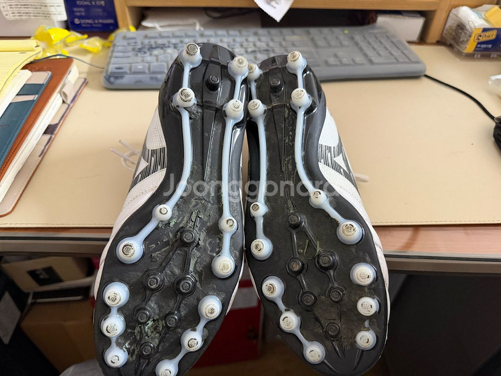 미즈노 모렐리아 네오 4 베타 엘리트 AG 사이즈260 싸게팝니다--9