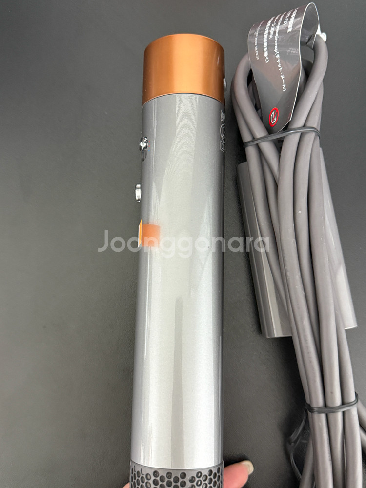 다이슨 에어랩 110볼트 HS05 본체만--4