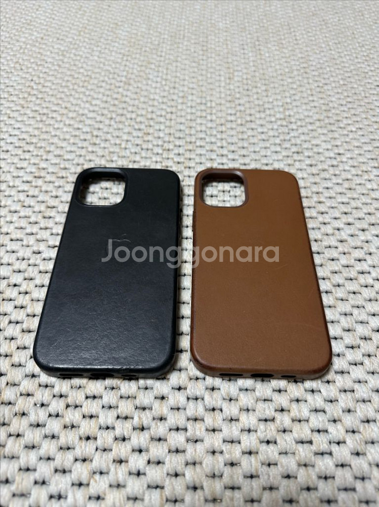 아이폰12프로 가죽 정품 맥세이프 케이스 팝니다--0