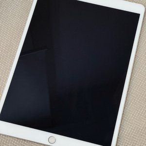 아이패드 프로 10.5 64G Wifi + 애플센슬 1세대