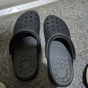 크록스 리바이바 클로그 샌들 M9 (270~275)