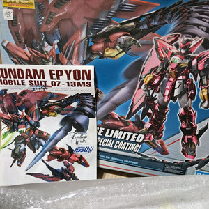 MG 건담 에피온 스폐셜 코팅 가조립 판매합니다