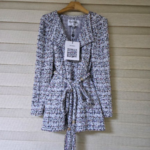 샤넬 트위드자켓(새상품)