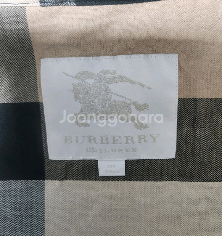 버버리 키즈 바람막이 점퍼 14Y--5