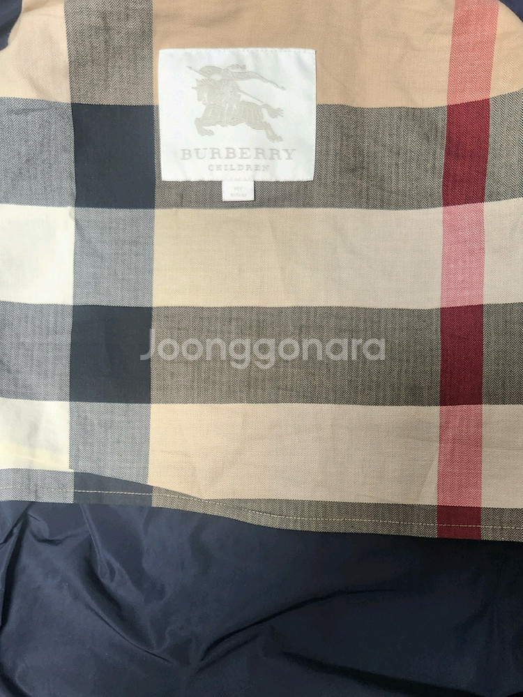 버버리 키즈 바람막이 점퍼 14Y--4