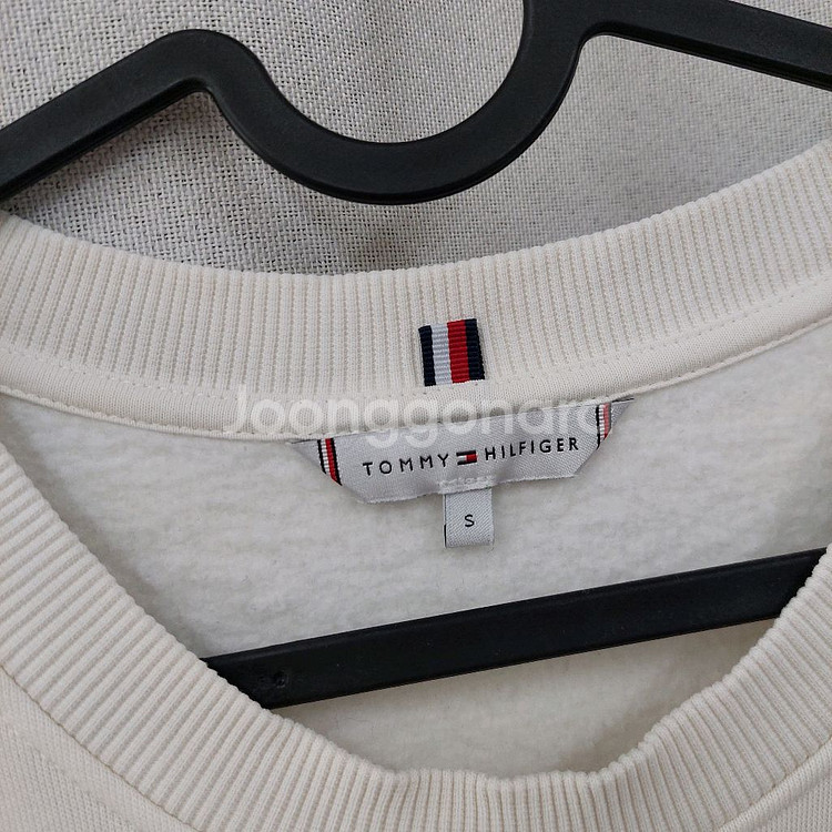 타미힐피거 기모 맨투맨--1