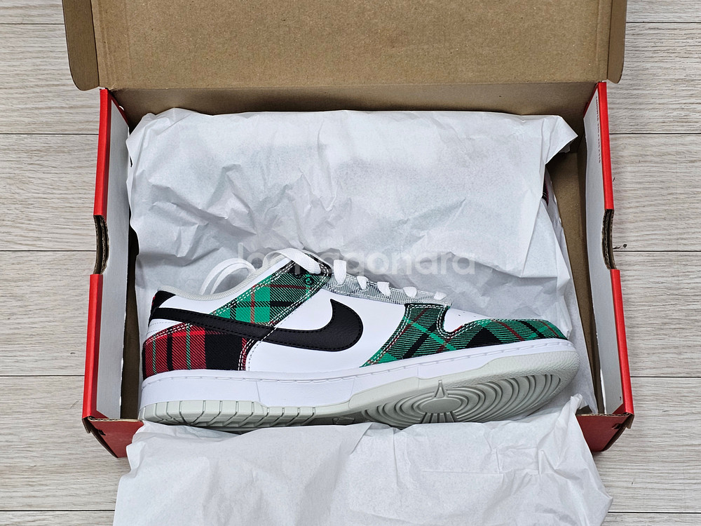 나이키 덩크 로우 레트로 프리미엄 화이트 앤 블랙 275--3