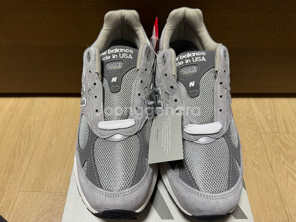 뉴발란스 993 공홈새제품 280 판매합니다--1