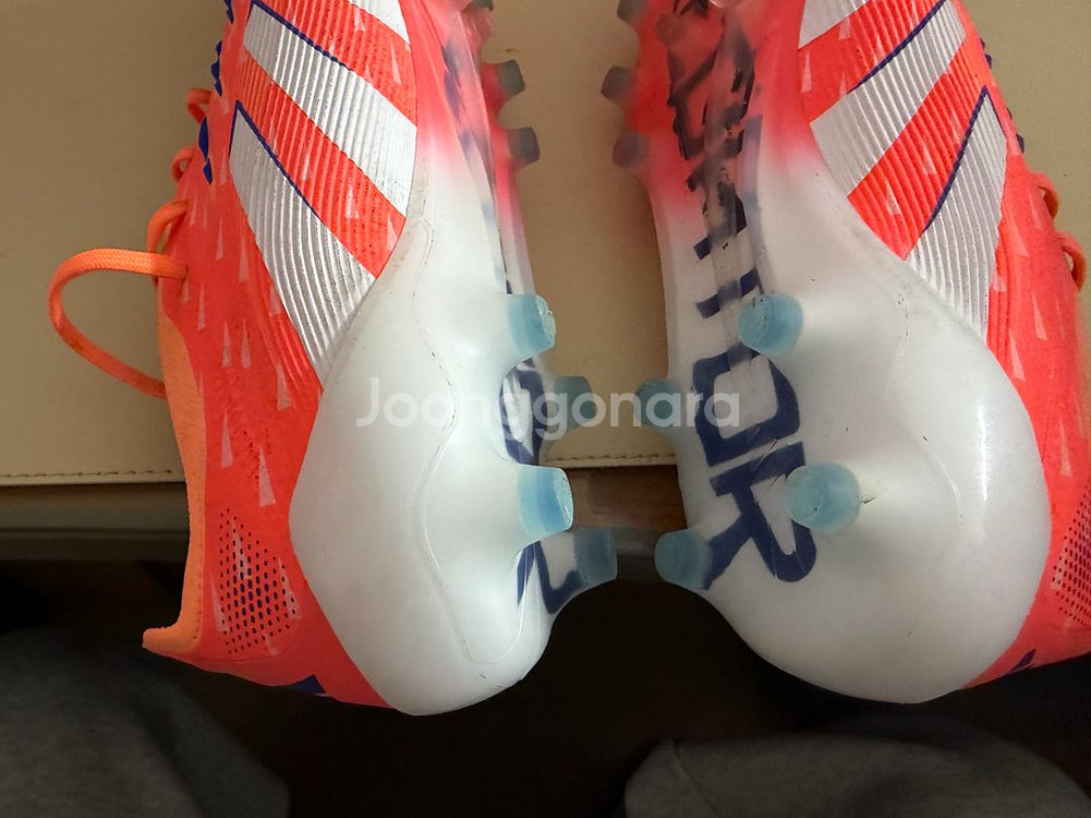 프레데터 엘리트 ag 사이즈265팝니다--4