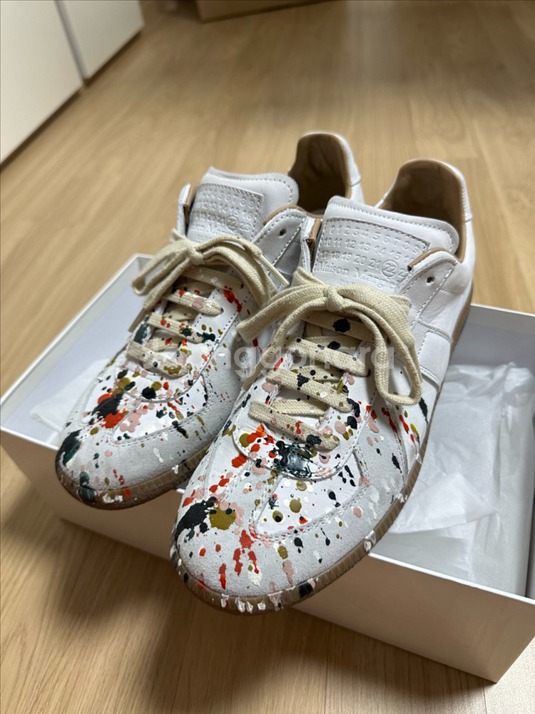 메종마르지엘라 독일군 페인팅 스니커즈 38 사이즈--0