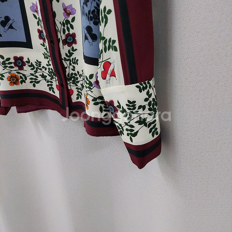 산드로 실크 블라우스--4