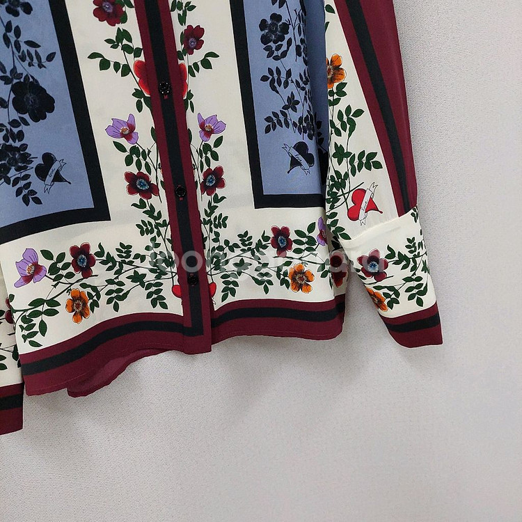 산드로 실크 블라우스--3