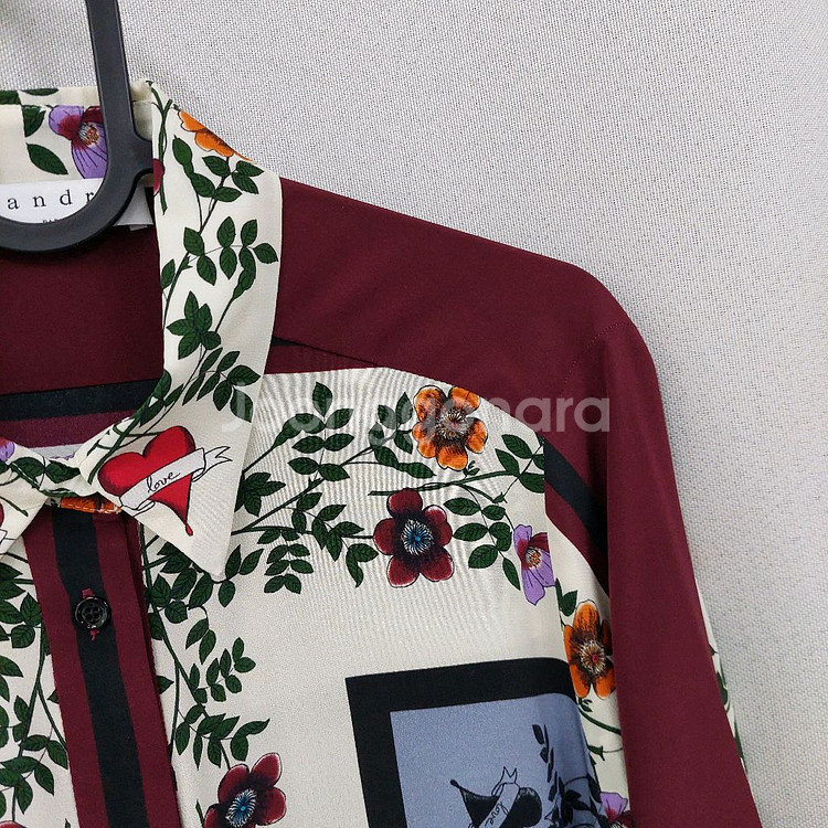 산드로 실크 블라우스--2